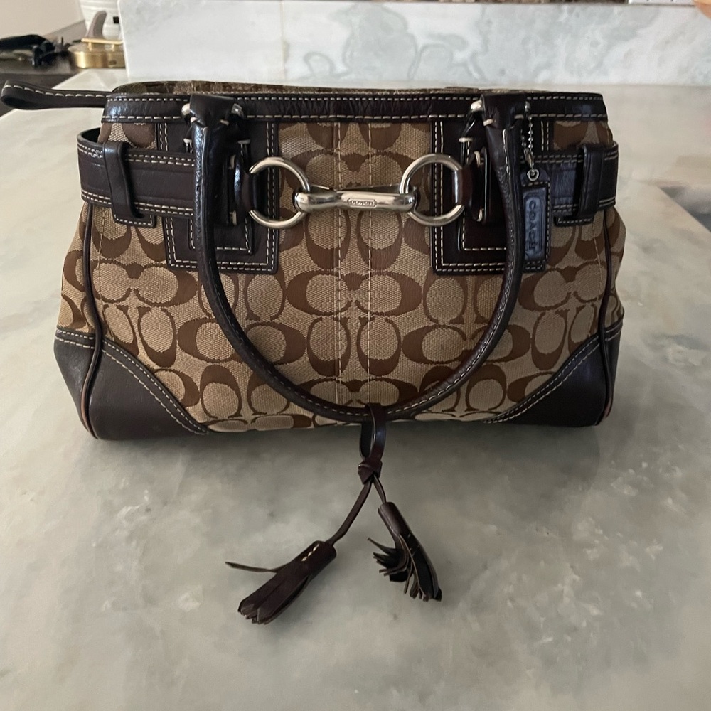 Coach Signature Hampton Canvas Tote Jacquard Leather Trim